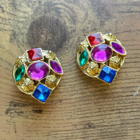 Vintage 1980s Gripoix Earrings Gold Jewel Tone Runway Mogul Cabochon Clip On - Picture 6 of 10